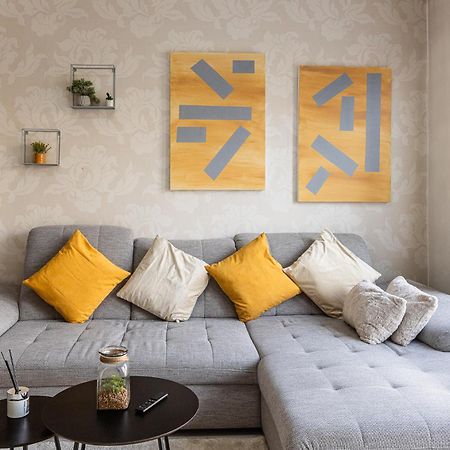 Nice Big Apartment 2Bds - Belgicka Prag Exterior foto