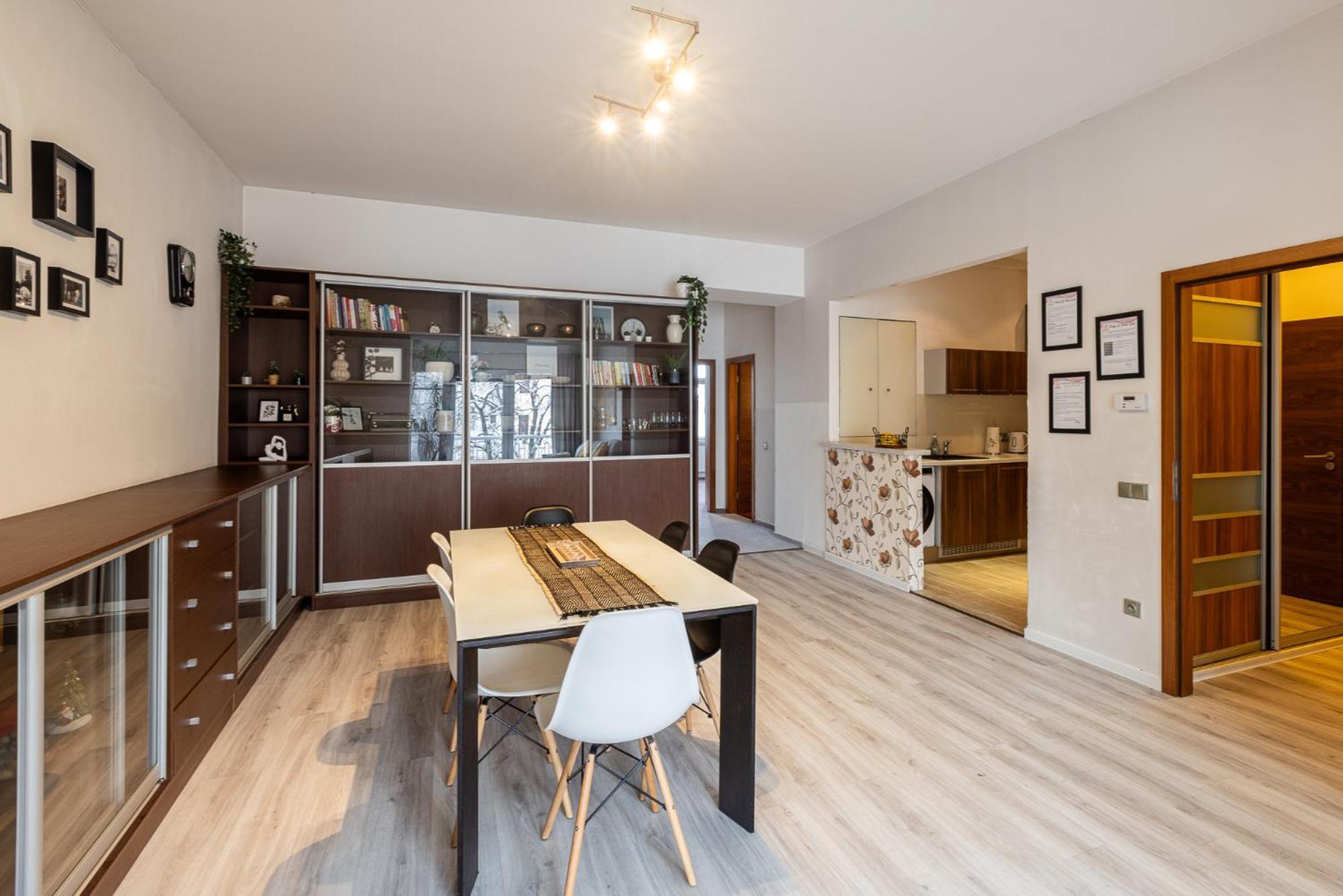 Nice Big Apartment 2Bds - Belgicka Prag Exterior foto